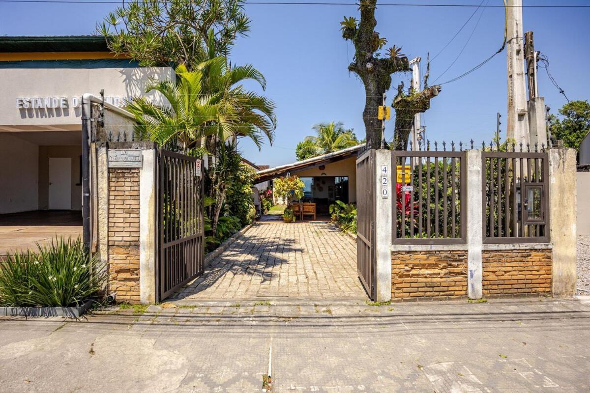 Ubatuba Casa Frente Mar Vila Exterior foto